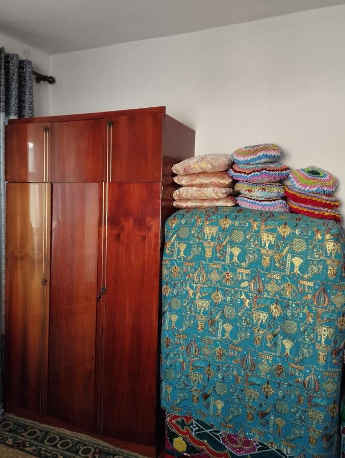 Guest House Sono Adress Derbisheva 202 Karakol Kültér fotó